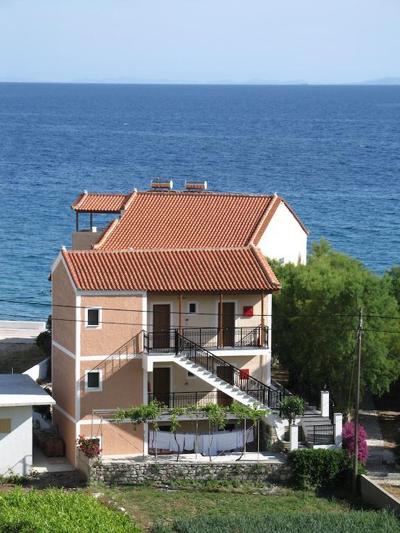 Amfilissos Hotel Koumeika Exteriör bild